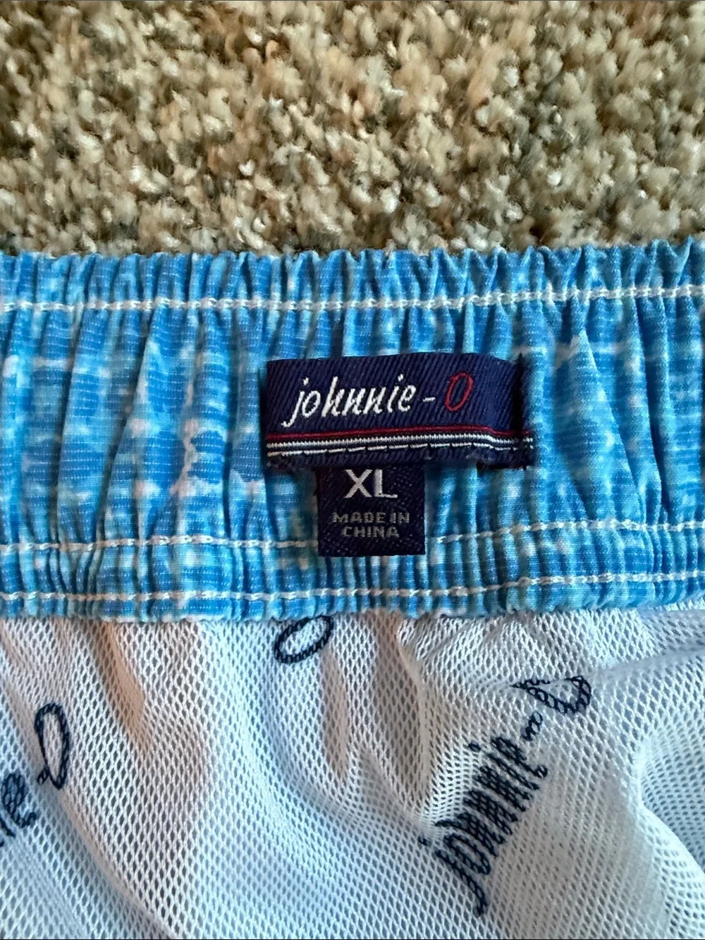 Johnnie-O Men’s XL Lined Swim Trunks Shorts Pocketed Light Blue Geometric Print